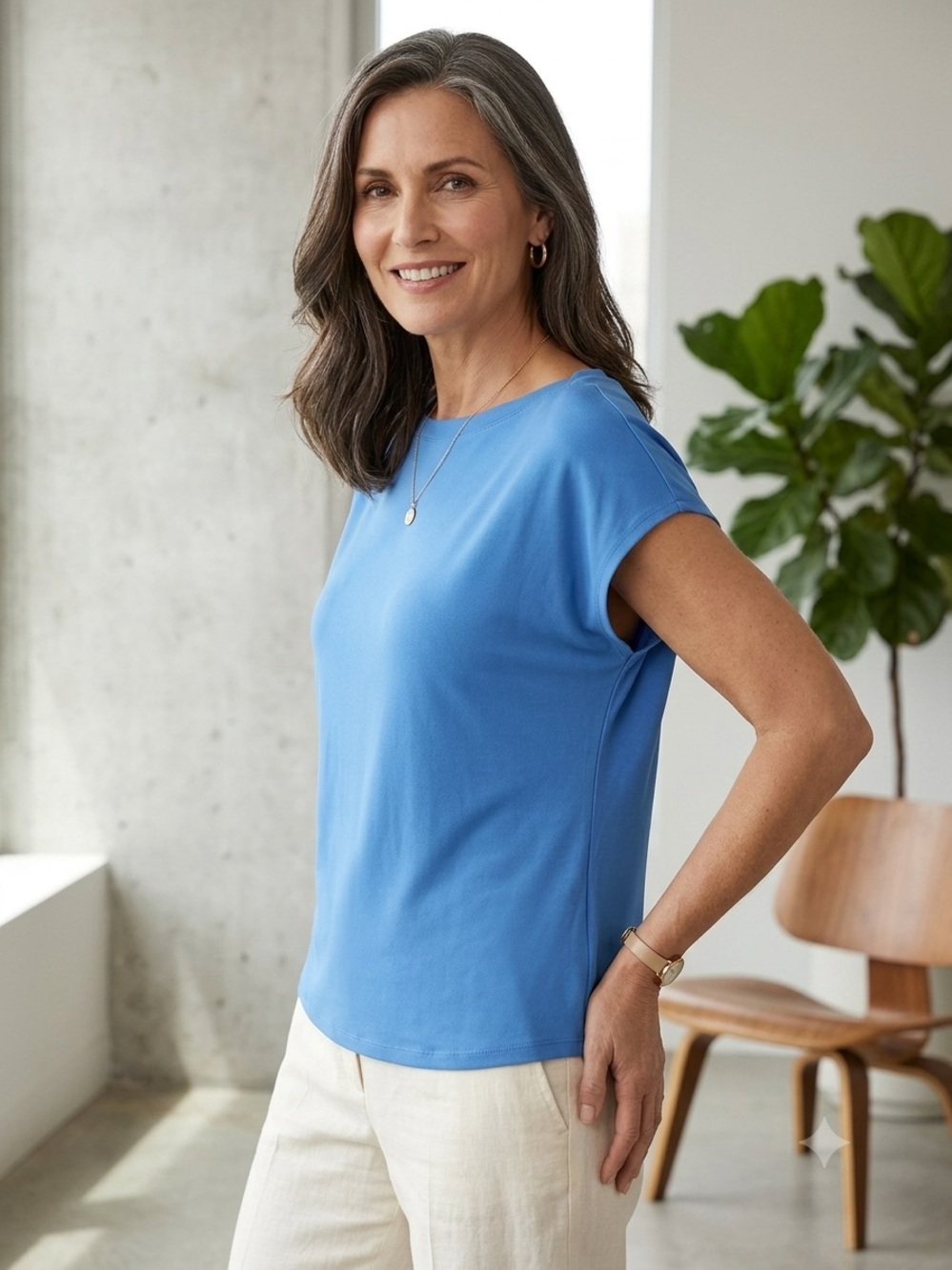 Chico's Bright Blue Short Sleeve Boatneck Blouse, Women’s Size 0 XXS, Poly Blend
